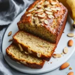 Bananenbrot mit Mandeln – Einfaches Rezept für ein saftiges, nussiges Aroma First Image First Image