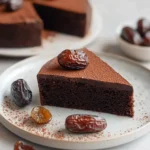 Saftiger Schoko Dattel Kuchen ohne Zucker First Image First Image