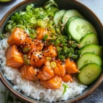 Einfaches Rezept für eine aromatische Lachs Reis Bowl First Image First Image