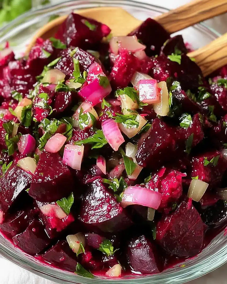 Rote Bete Salat mit Essig – Einfaches Rezept in 5 Schritten First Image First Image
