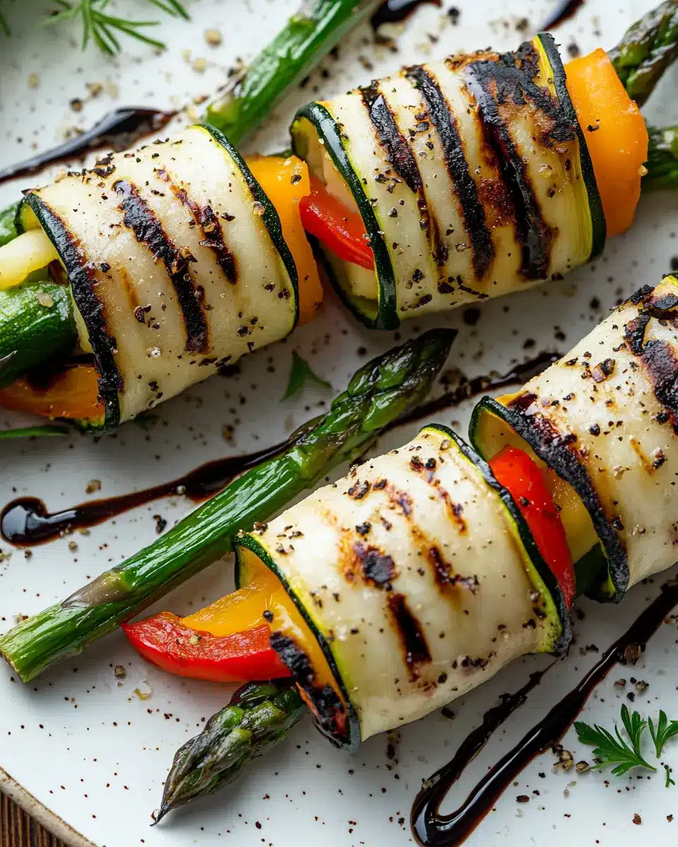 Gegrillte Zucchini-Röllchen mit grünem Spargel & Paprika Bliss 6