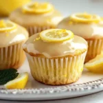 Zitronen Muffins – Saftig, Einfach und Unwiderstehlich First Image First Image