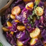 Rotkohl Pfanne mit Kartoffeln First Image First Image
