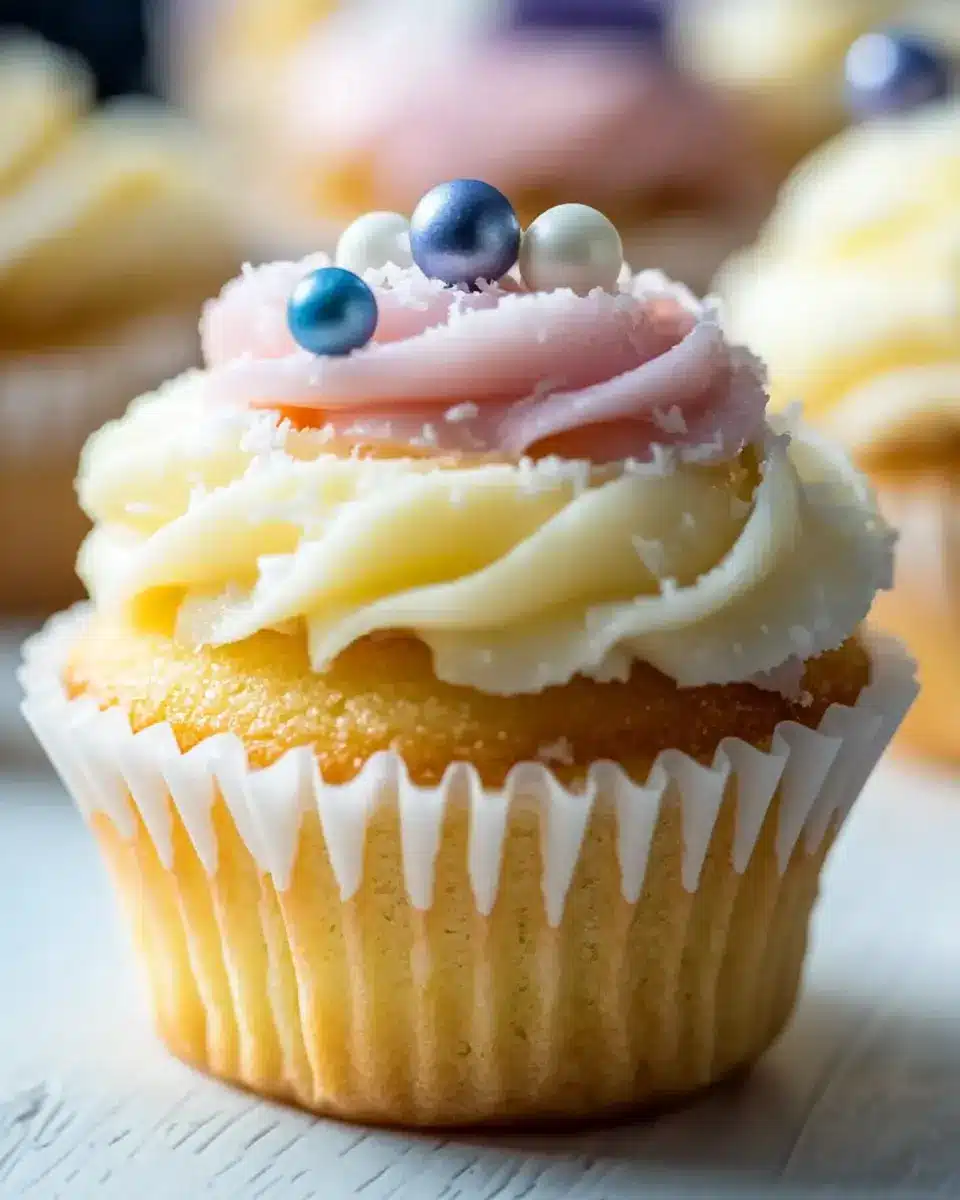 Prinzessinnen Cupcakes mit Zitrone & Kokos: Irresistibly Sweet Delights 5
