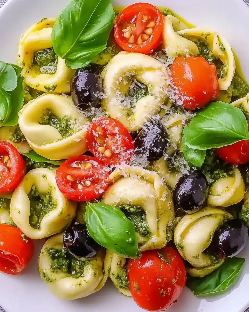 Tortellini Salat mit Pesto: Einfaches Rezept for Comfort Cravings